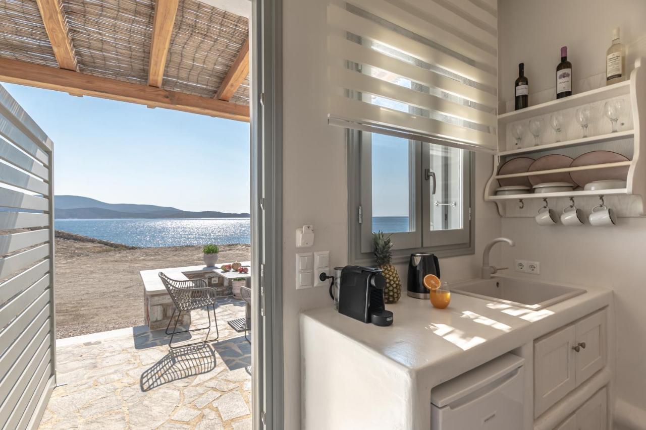 Porto Dema Luxury Suites Schoinoussa Buitenkant foto