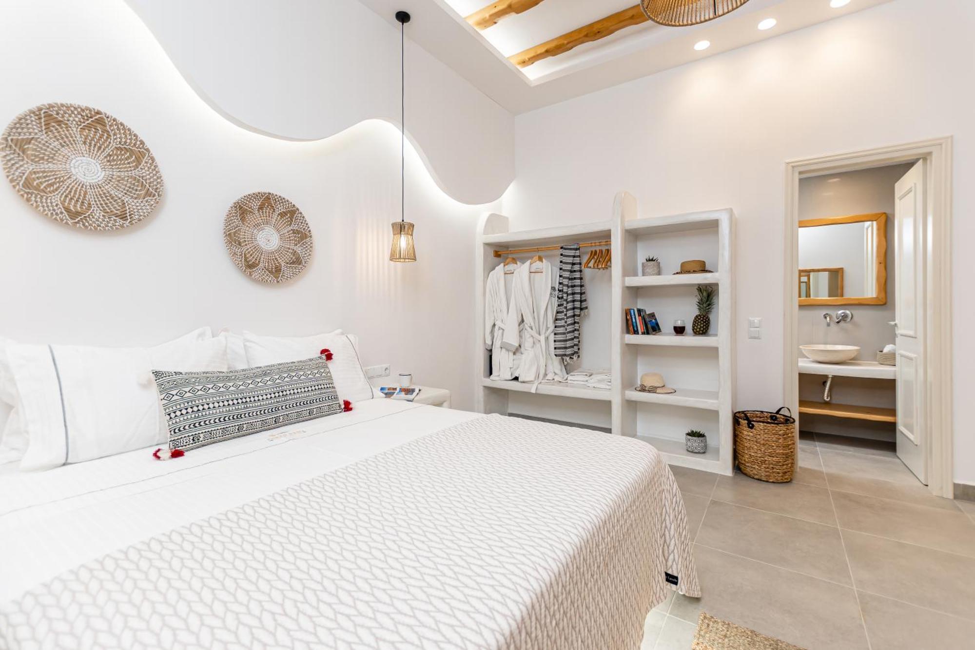 Porto Dema Luxury Suites Schoinoussa Buitenkant foto