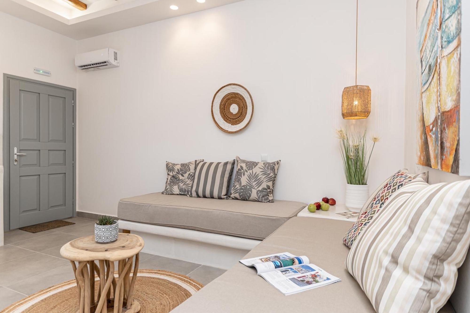 Porto Dema Luxury Suites Schoinoussa Buitenkant foto