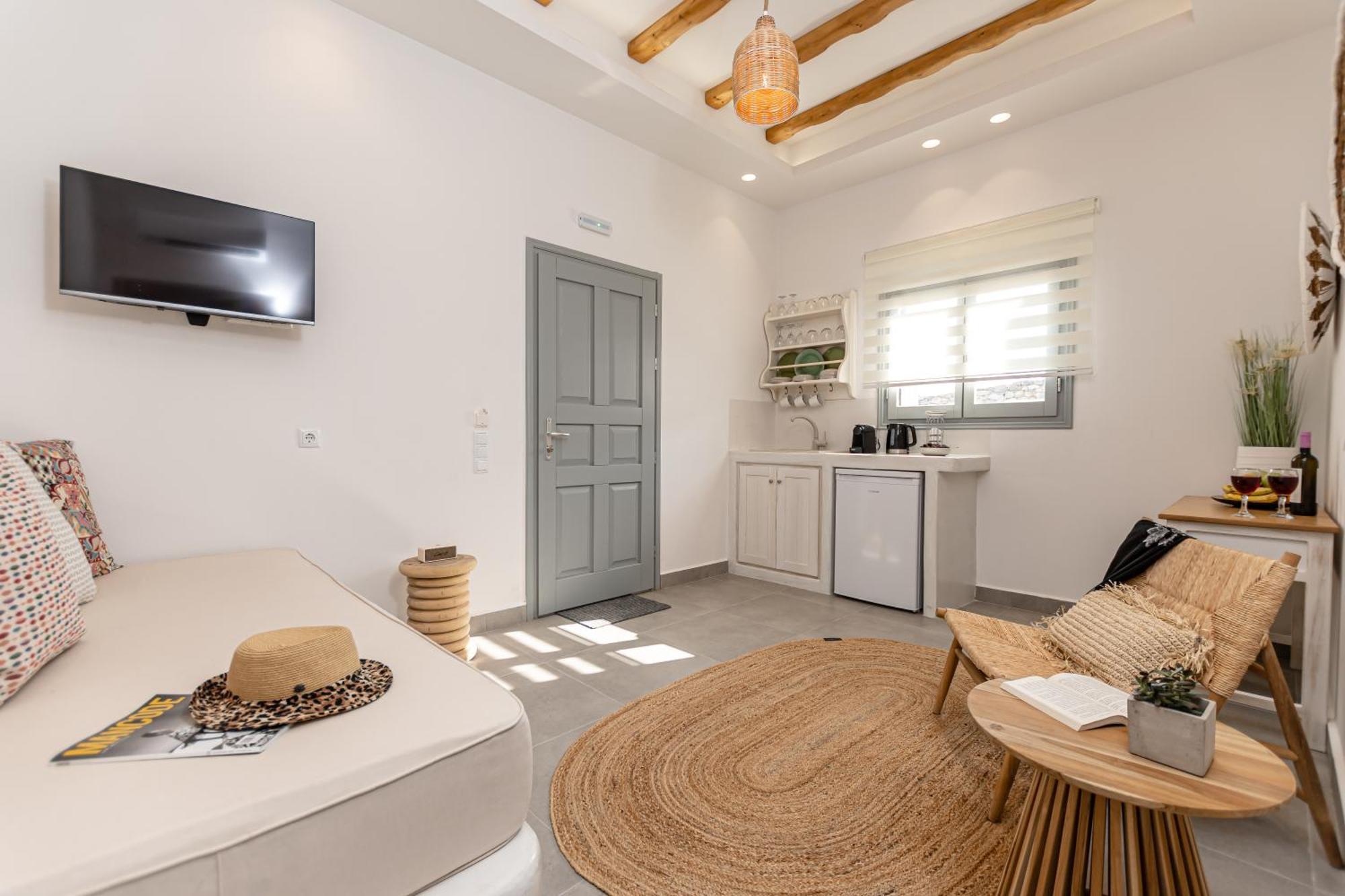 Porto Dema Luxury Suites Schoinoussa Buitenkant foto