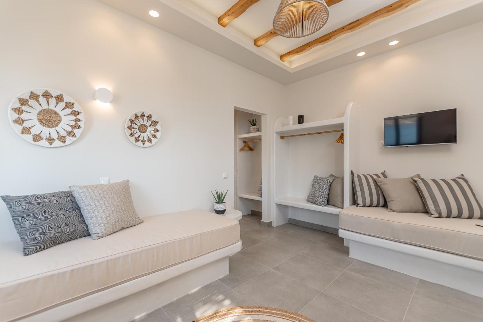 Porto Dema Luxury Suites Schoinoussa Buitenkant foto